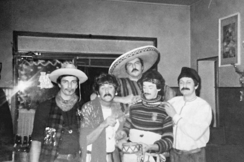 Carnevale in pizzeria Roberto Mino Dino Carlo Angelo '70